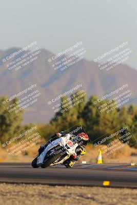 media/Nov-19-2023-CVMA (Sun) [[1f3d1b7ccb]]/Race 18 Supersport Middleweight/